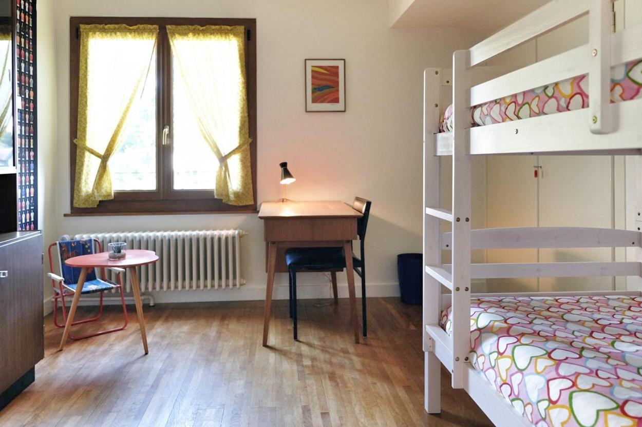 Lindo Lugar - Just A 7 Minute Walk From The Airport Bed & Breakfast Meyrin Exterior photo