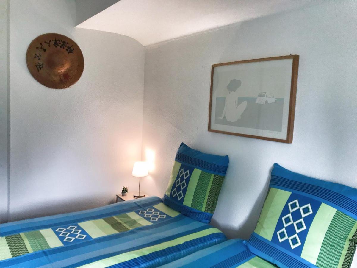 Lindo Lugar - Just A 7 Minute Walk From The Airport Bed & Breakfast Meyrin Exterior photo