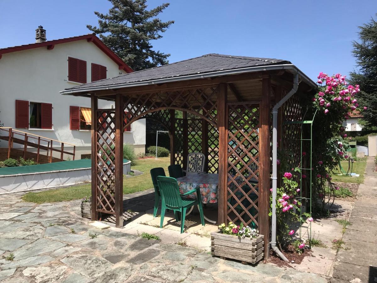 Lindo Lugar - Just A 7 Minute Walk From The Airport Bed & Breakfast Meyrin Exterior photo
