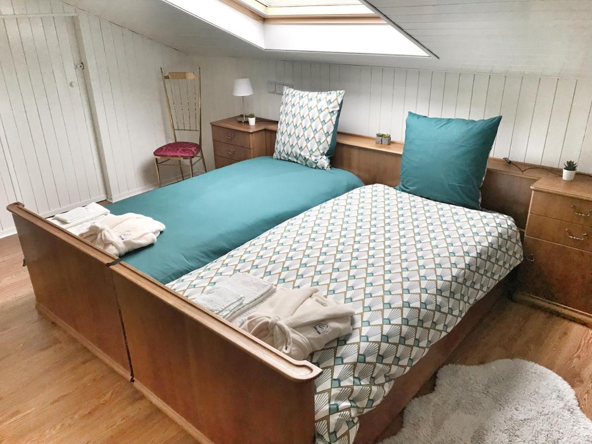 Lindo Lugar - Just A 7 Minute Walk From The Airport Bed & Breakfast Meyrin Exterior photo